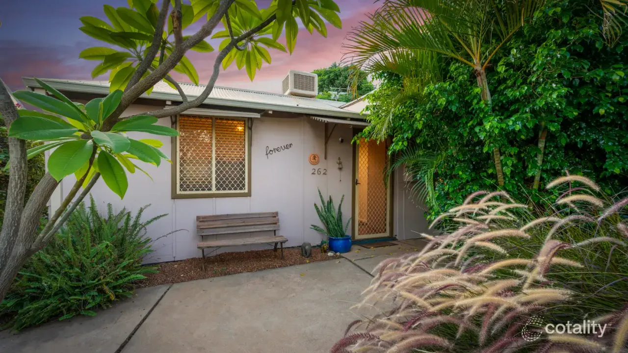 4-bedroom house at 262 Hay Street, Kalgoorlie, WA 6430, Kalgoorlie-Boulder, Western Australia