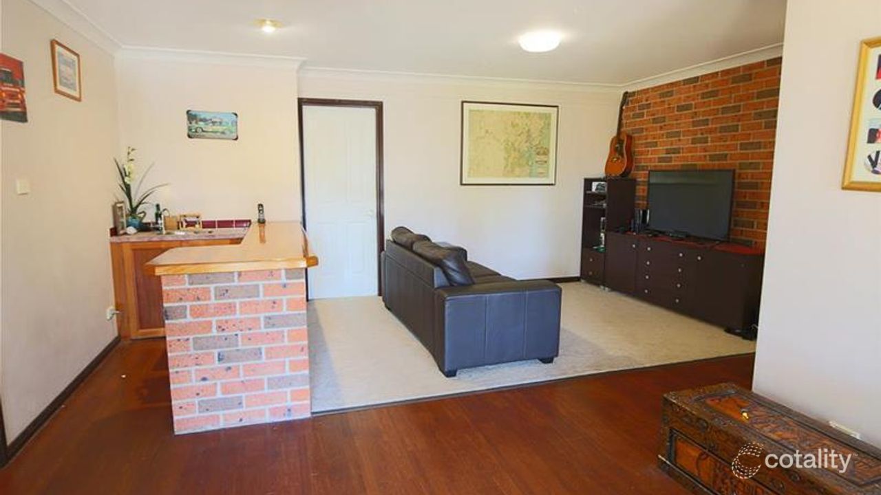 5-bedroom house at 20 Deans Avenue, Singleton Heights, NSW 2330, Singleton Council, New South Wales