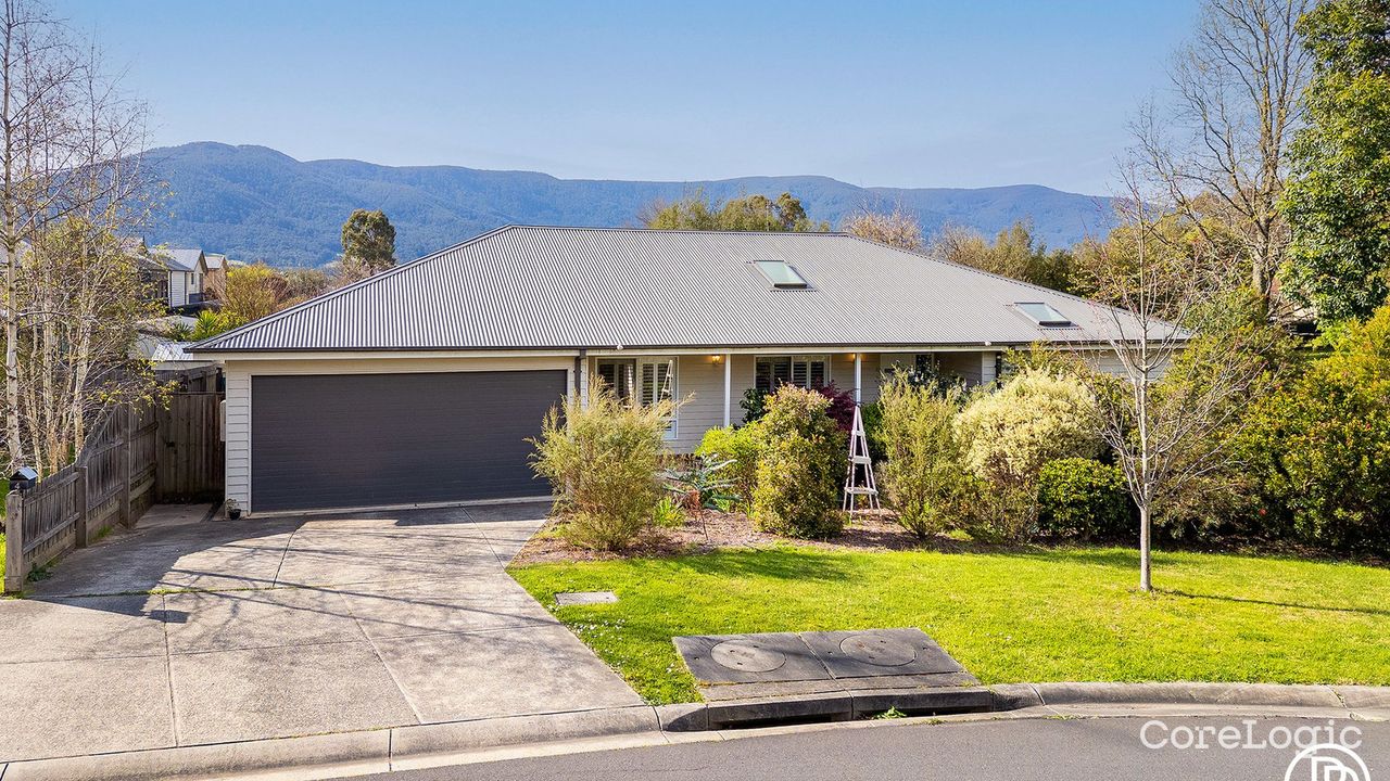 4-bedroom house at 4 Yarraridge Crescent, Yarra Ranges Council, Victoria