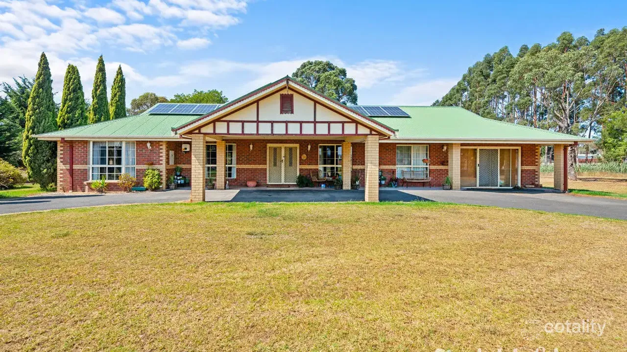 3-bedroom house at 100 Latrobe Road, Morwell, VIC 3840, Latrobe Council, Victoria