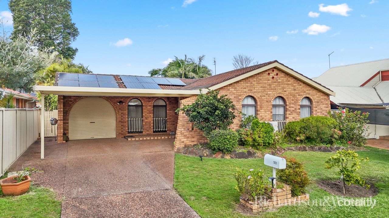 3-bedroom house at 33 Marina View Parade, St Huberts Island, NSW 2257, Central Coast (Nsw), New South Wales