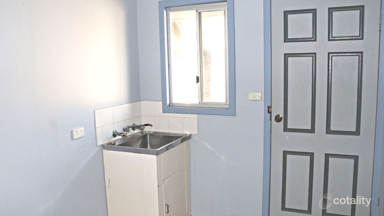 3-bedroom house at 47 Wandoo Crescent, Wongan Hills, WA 6603, Wongan-Ballidu Council, Western Australia