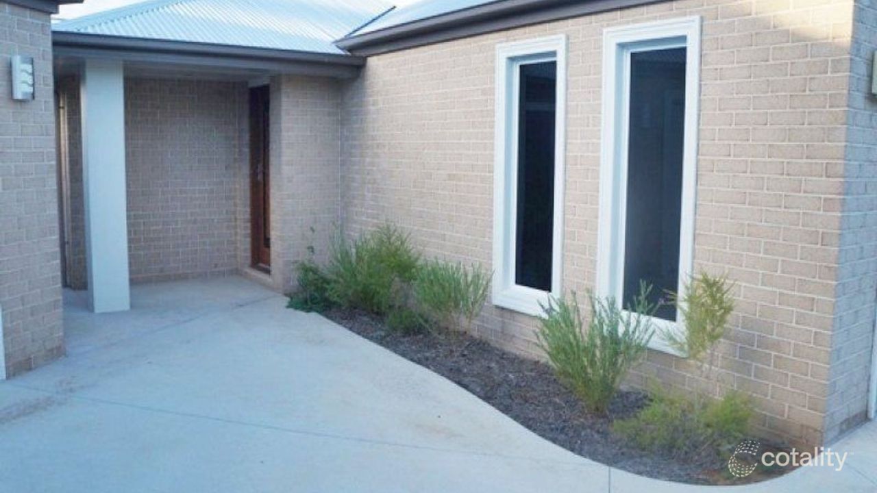 3-bedroom house at 3/30 Skewis Street, Chinchilla, QLD 4413, Western Downs Council, Queensland