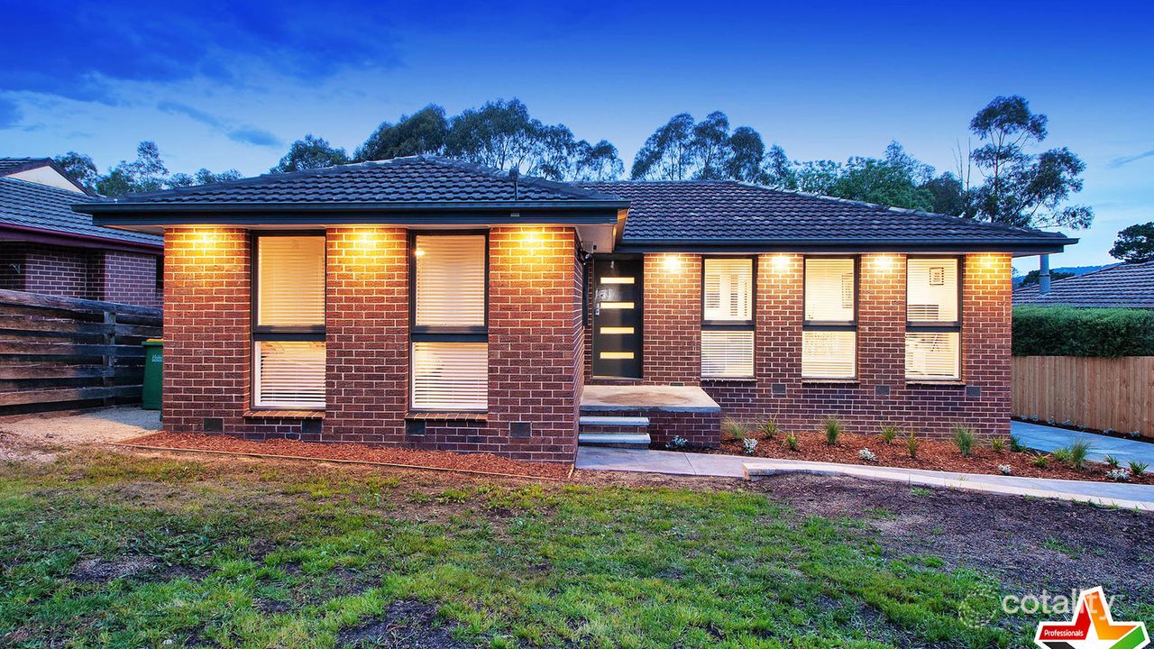3-bedroom house at 16 Nambour Drive, Mooroolbark, VIC 3138, Yarra Ranges Council, Victoria