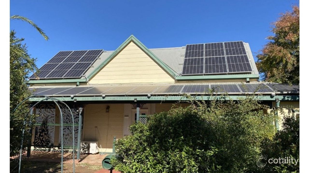 4-bedroom house at 89-91 Wambiana Street, Nyngan, NSW 2825, Bogan, New South Wales