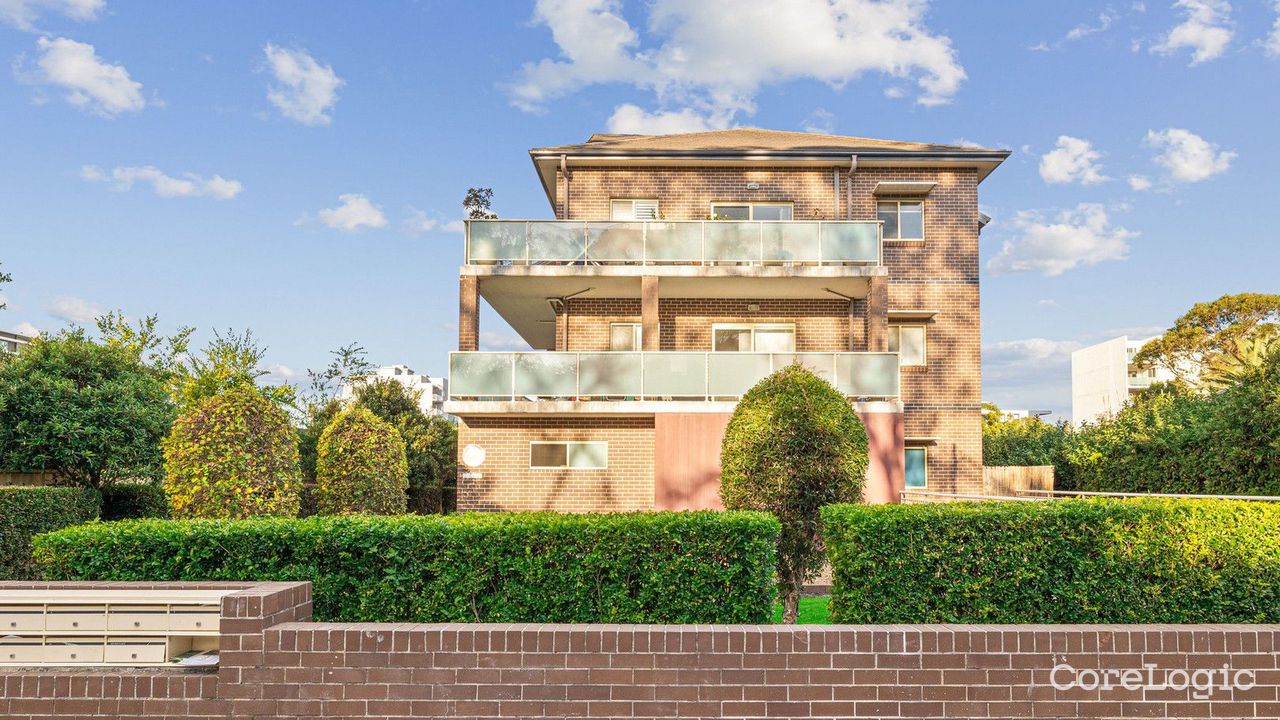 3-bedroom unit at 12/4 Bridge Road, Strathfield Council, New South Wales