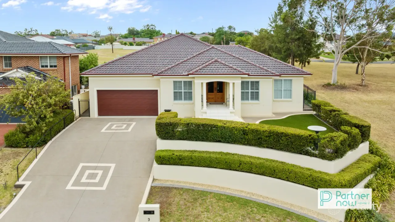 5-bedroom house at 9 Ivory Place, Hillvue, NSW 2340, Tamworth Council, New South Wales