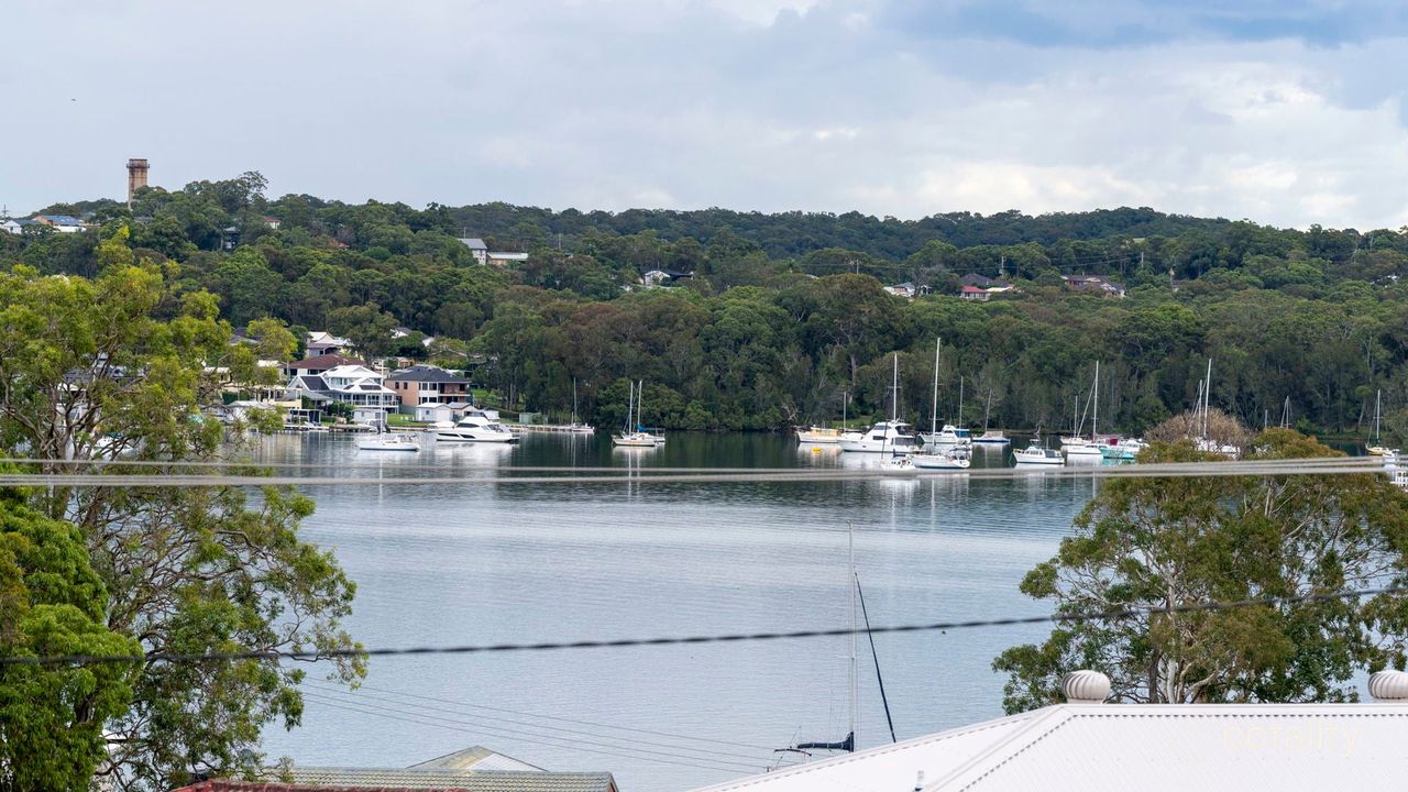 5-bedroom house at 47 Alkrington Avenue, Fishing Point, NSW 2283, Lake Macquarie, New South Wales