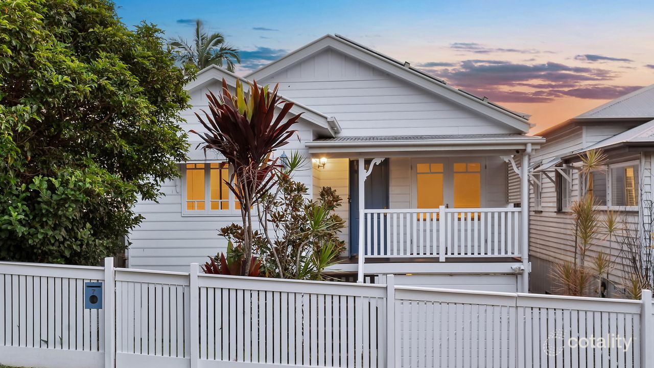 4-bedroom house at 7 Rougham Street, Windsor, QLD 4030, Brisbane, Queensland