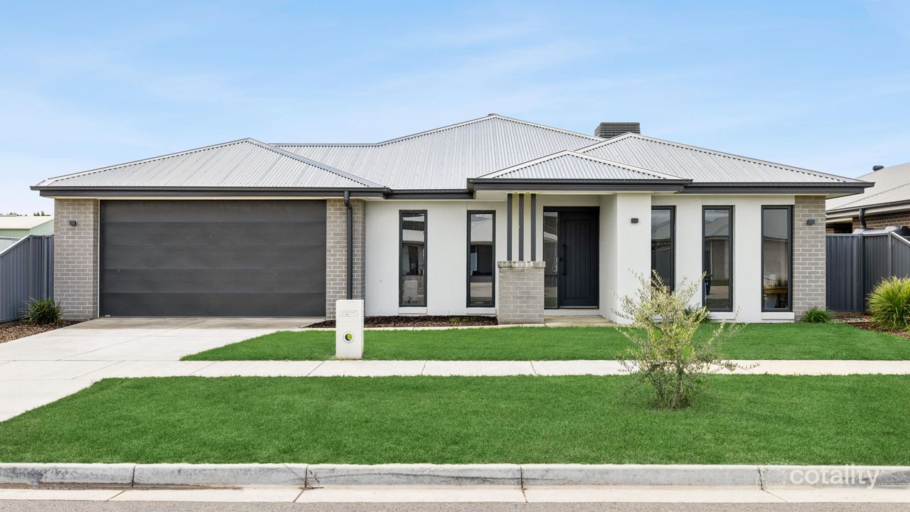 4-bedroom house at 13 Adrianus Street, Alfredton, VIC 3350, Ballarat, Victoria