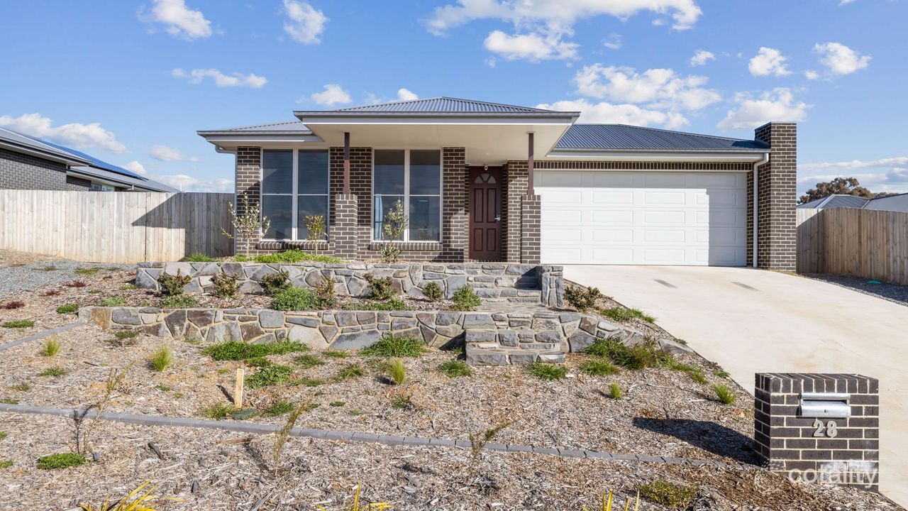 4-bedroom house at 28 Mcclung Drive, Murrumbateman, NSW 2582, Yass Valley Council, New South Wales
