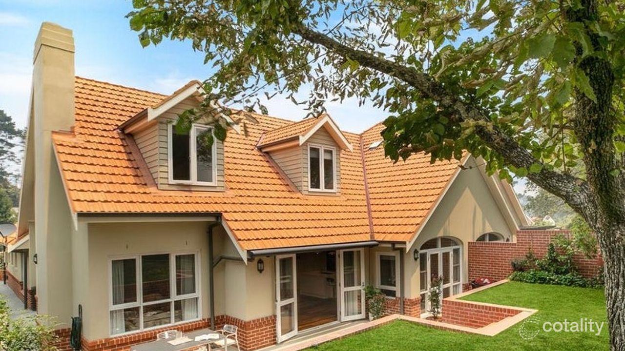 3-bedroom unit at 2/29 Yean Street, Burradoo, NSW 2576, Wingecarribee Council, New South Wales