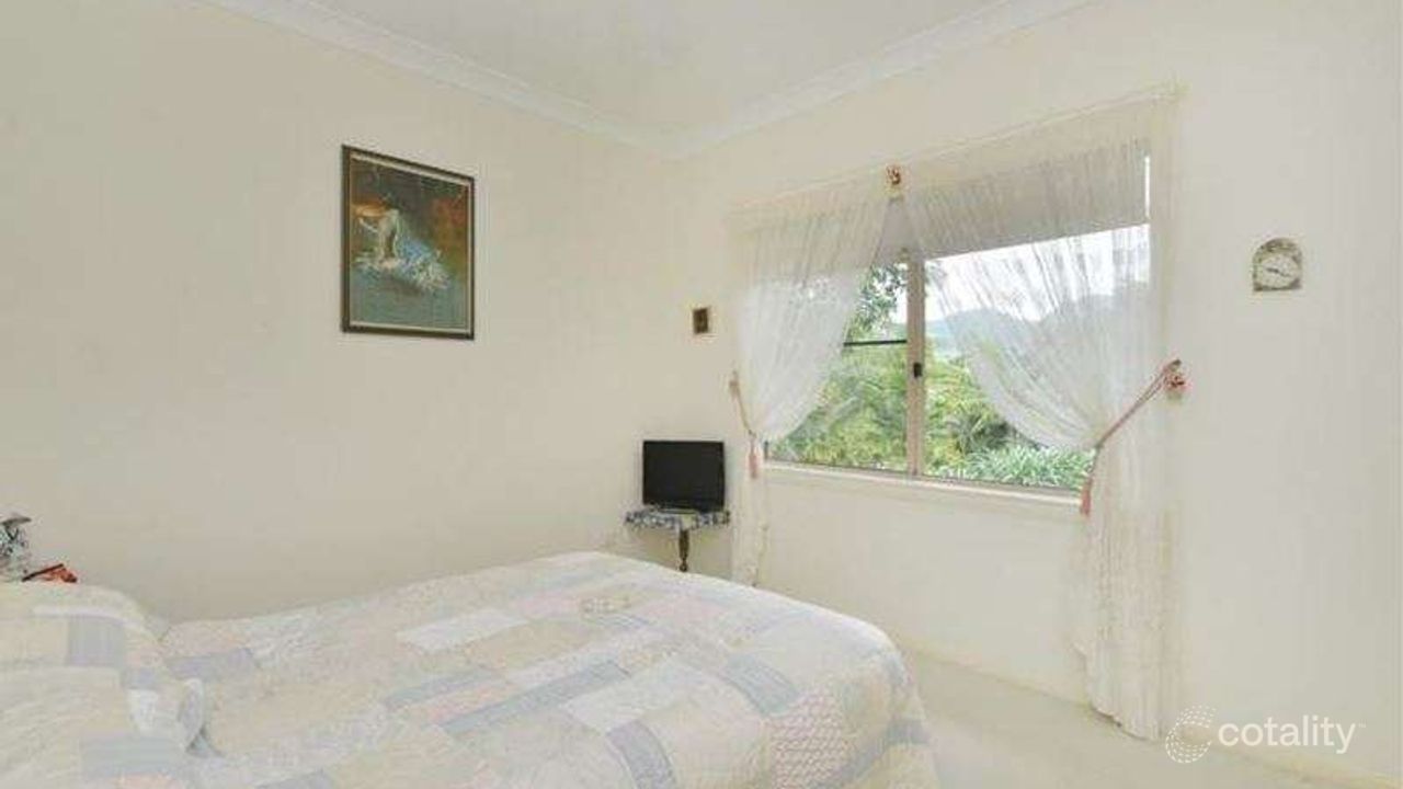 4-bedroom house at 6-8 Lichen Close, Redlynch, QLD 4870, Cairns, Queensland