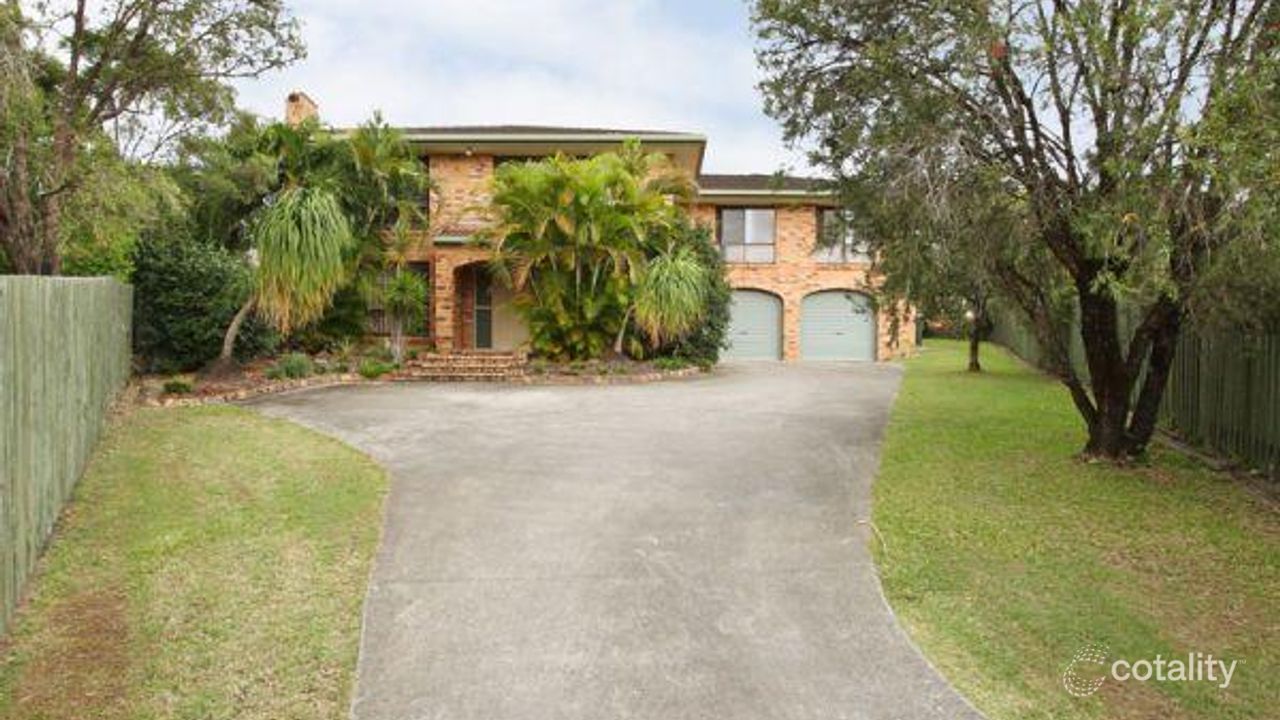 5-bedroom house at 6 Bacall Place, Stafford Heights, QLD 4053, Brisbane Council, Queensland
