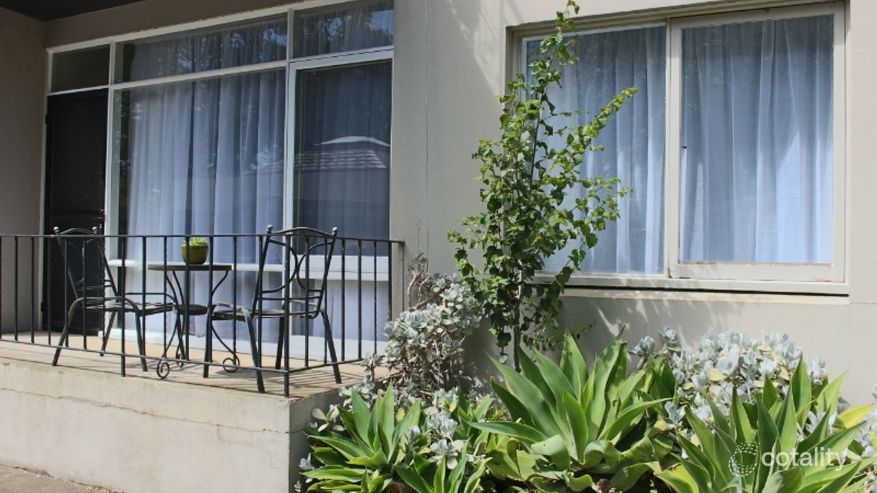 2-bedroom unit at 2/2 Pevensey Street, Geelong, VIC 3220, Greater Geelong Council, Victoria