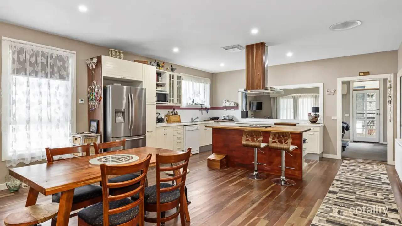4-bedroom unit at 30 King Street, Creswick, VIC 3363, Hepburn Council, Victoria