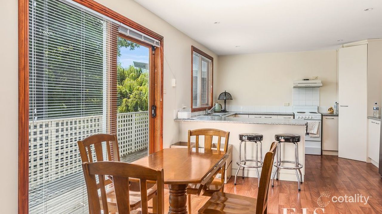 3-bedroom house at 3 Lipscombe Avenue, Sandy Bay, TAS 7005, Hobart Council, Tasmania