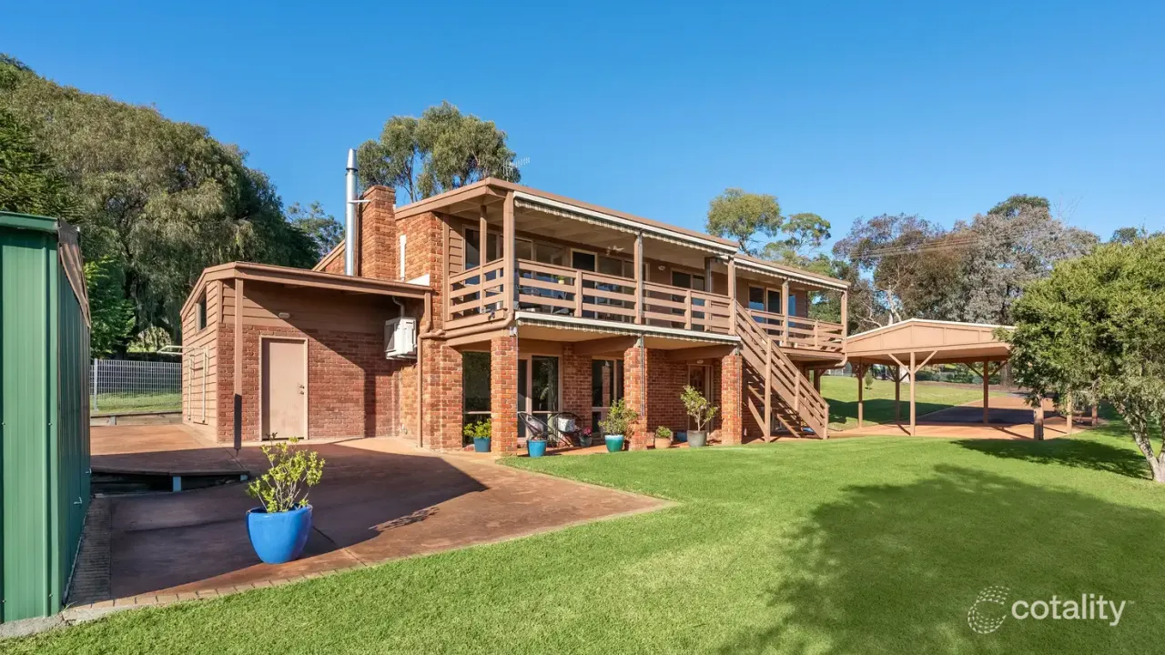 3-bedroom house at 1 Hove Road, Rosebud, VIC 3939, Mornington Peninsula Council, Victoria