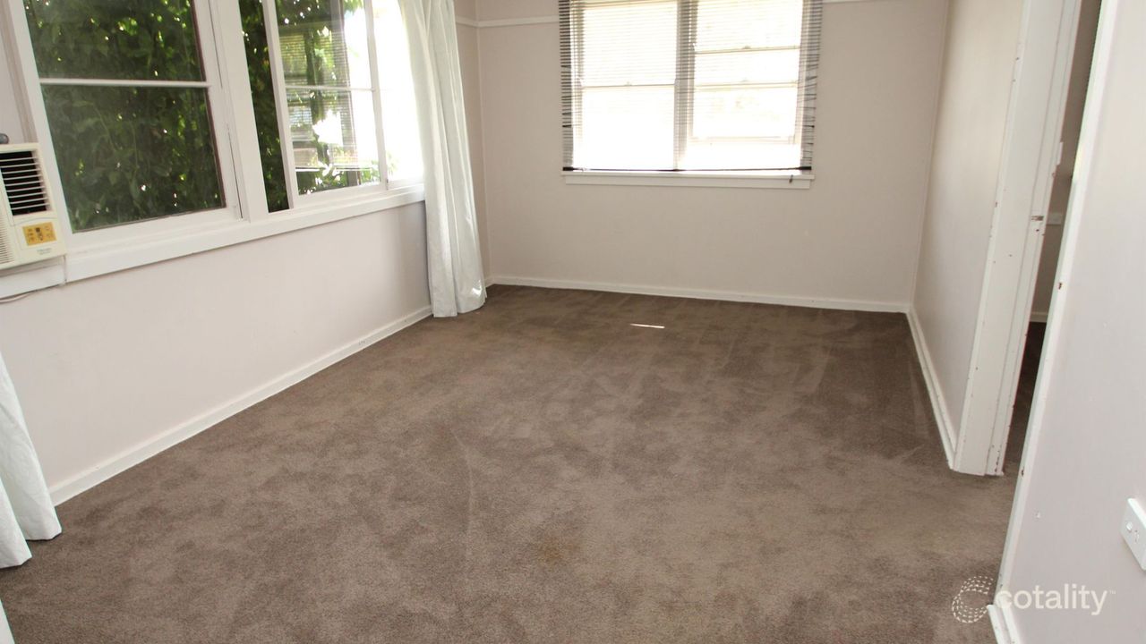4-bedroom house at 67 Manners Street, Tenterfield, NSW 2372, Tenterfield Council, New South Wales