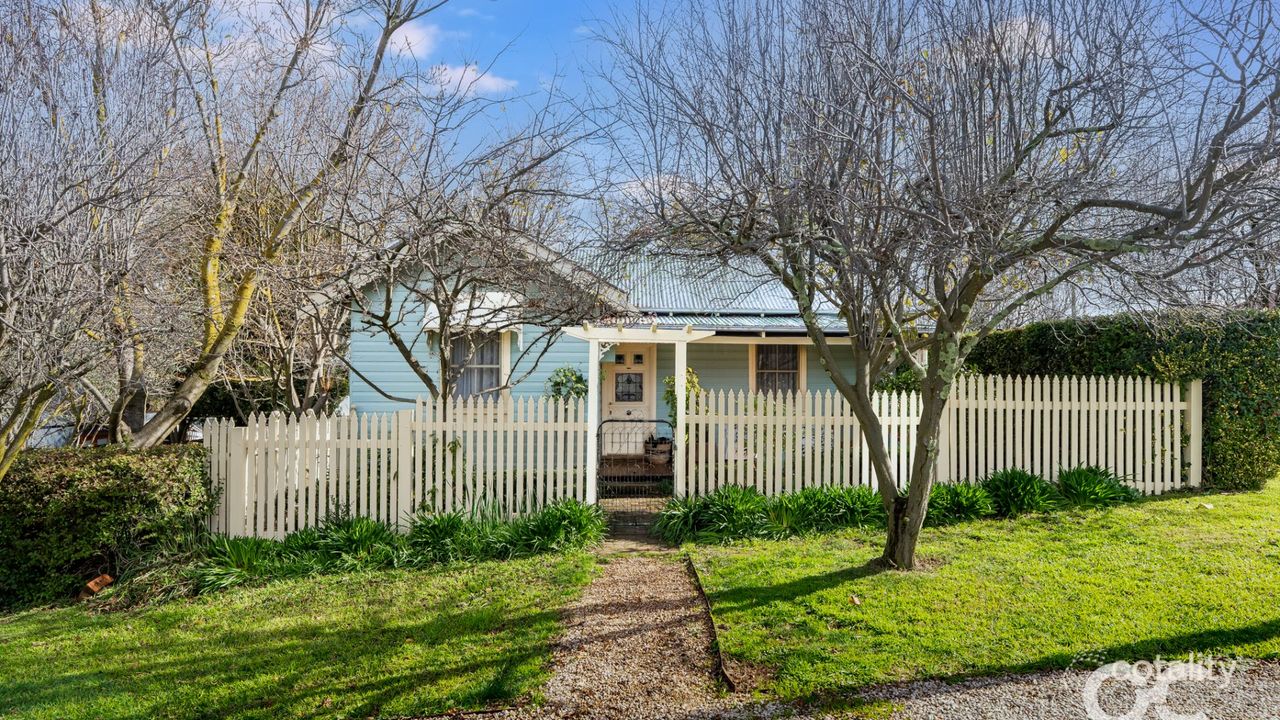5-bedroom house at 3 Pearce Street, Millthorpe, NSW 2798, Blayney, New South Wales
