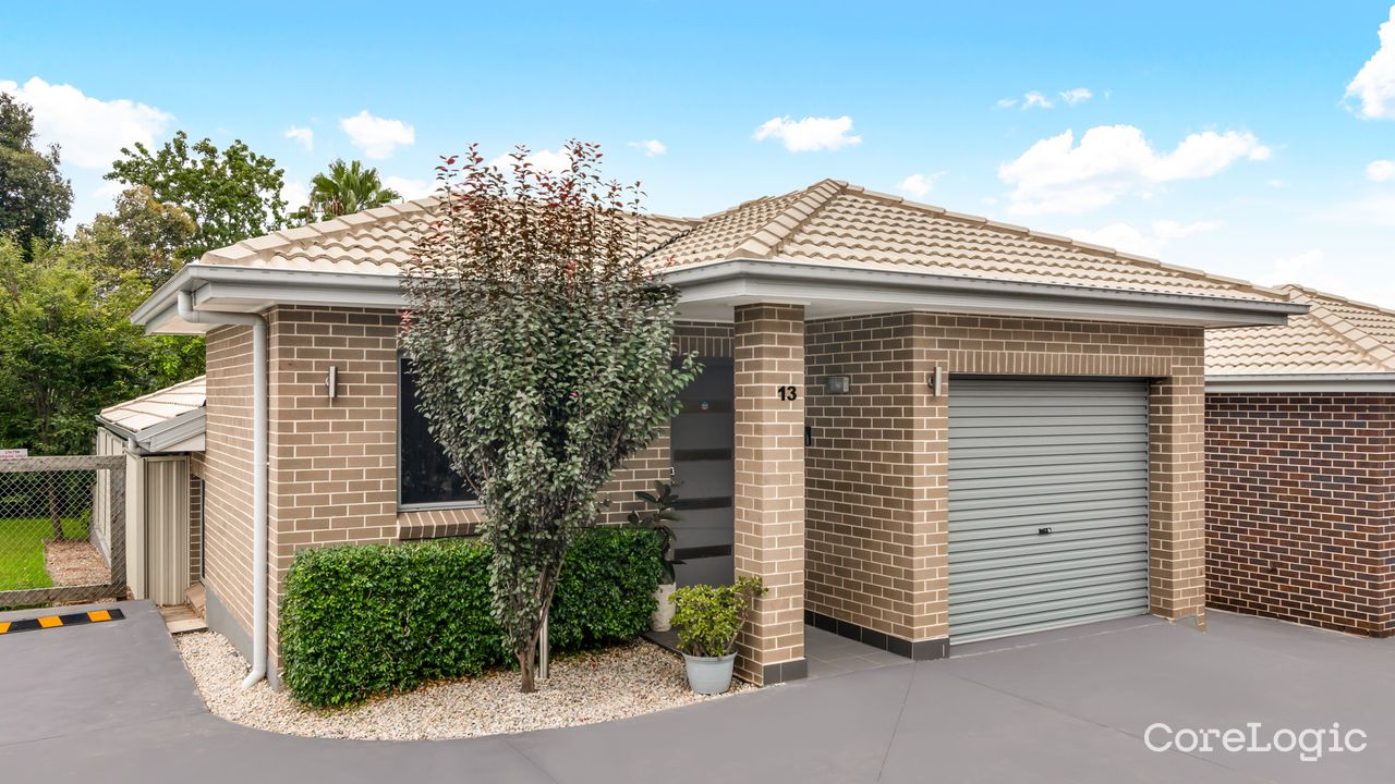 3-bedroom unit at 13/2 Evans Road, Blacktown Council, New South Wales