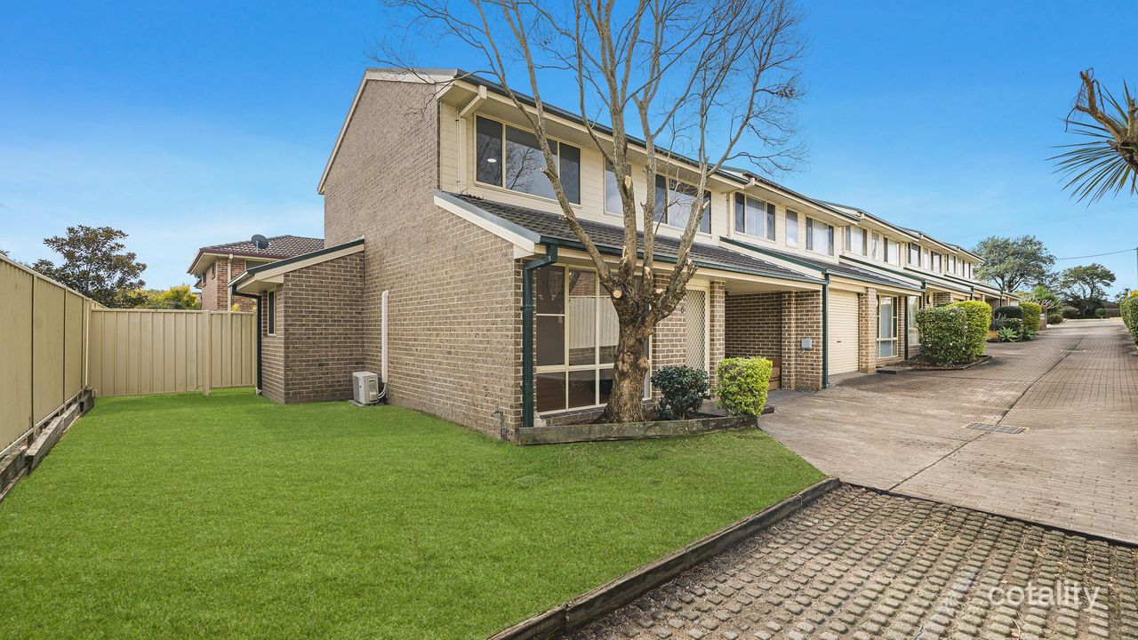 3-bedroom unit at 5/24 Melbourne Street, East Gosford, NSW 2250, Central Coast (Nsw), New South Wales