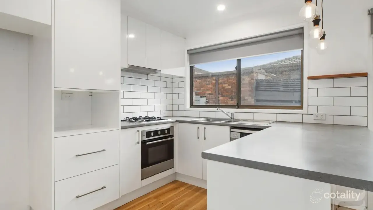 2-bedroom unit at 12/42 Eramosa Road East, Somerville, VIC 3912, Mornington Peninsula, Victoria