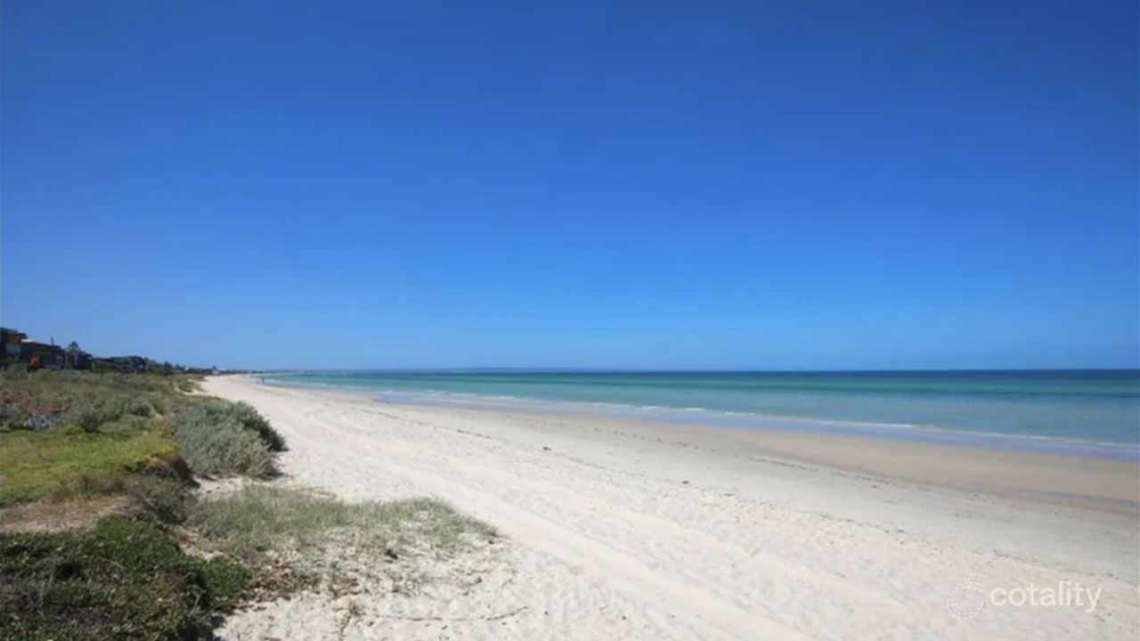 3-bedroom unit at 2/98 Station Street, Aspendale, VIC 3195, , Victoria