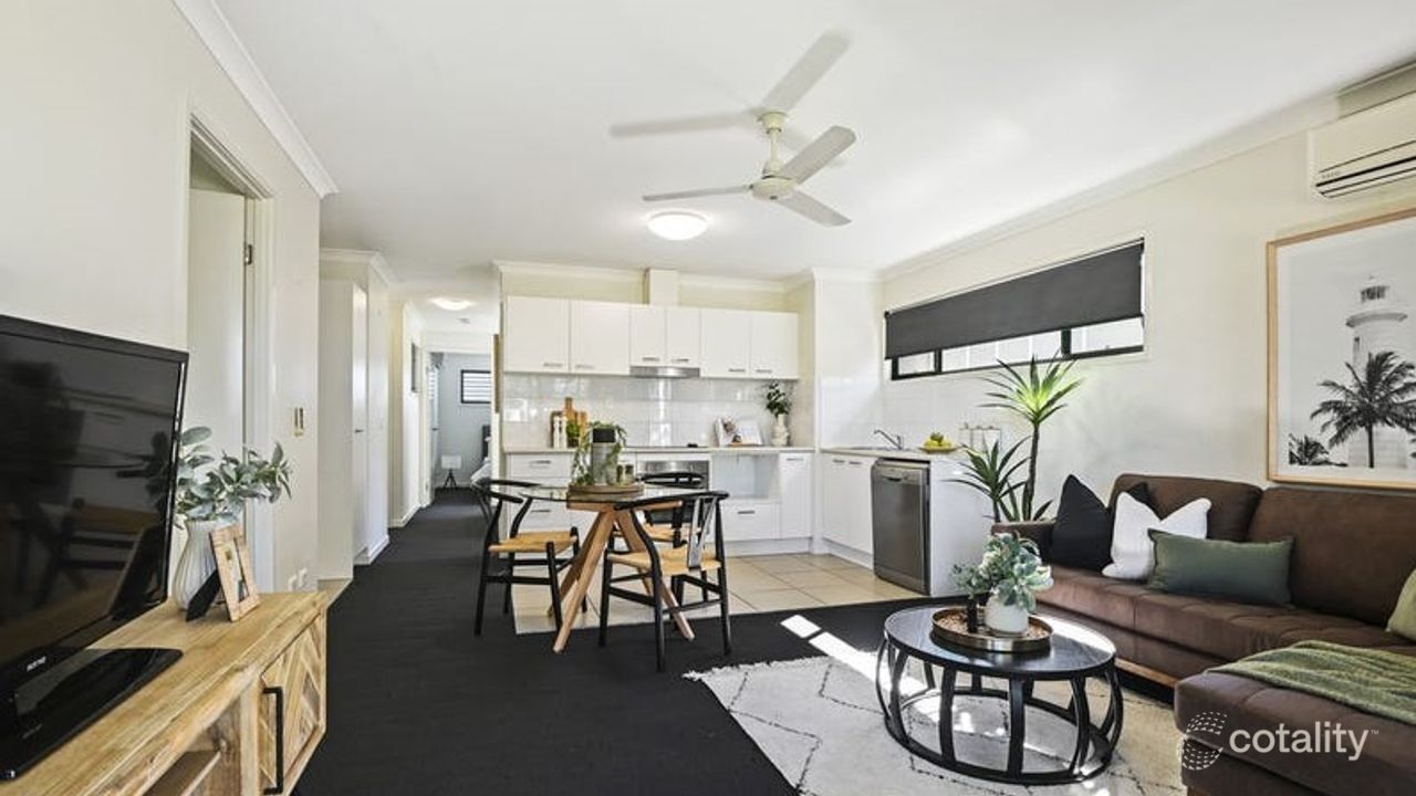 3-bedroom unit at 16/28 Sedgemoor Street, Carseldine, QLD 4034, Brisbane, Queensland