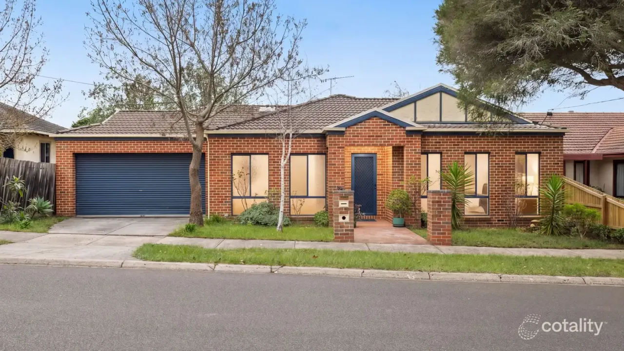 4-bedroom unit at 2/7 Carramar Street, Chadstone, VIC 3148, Monash, Victoria