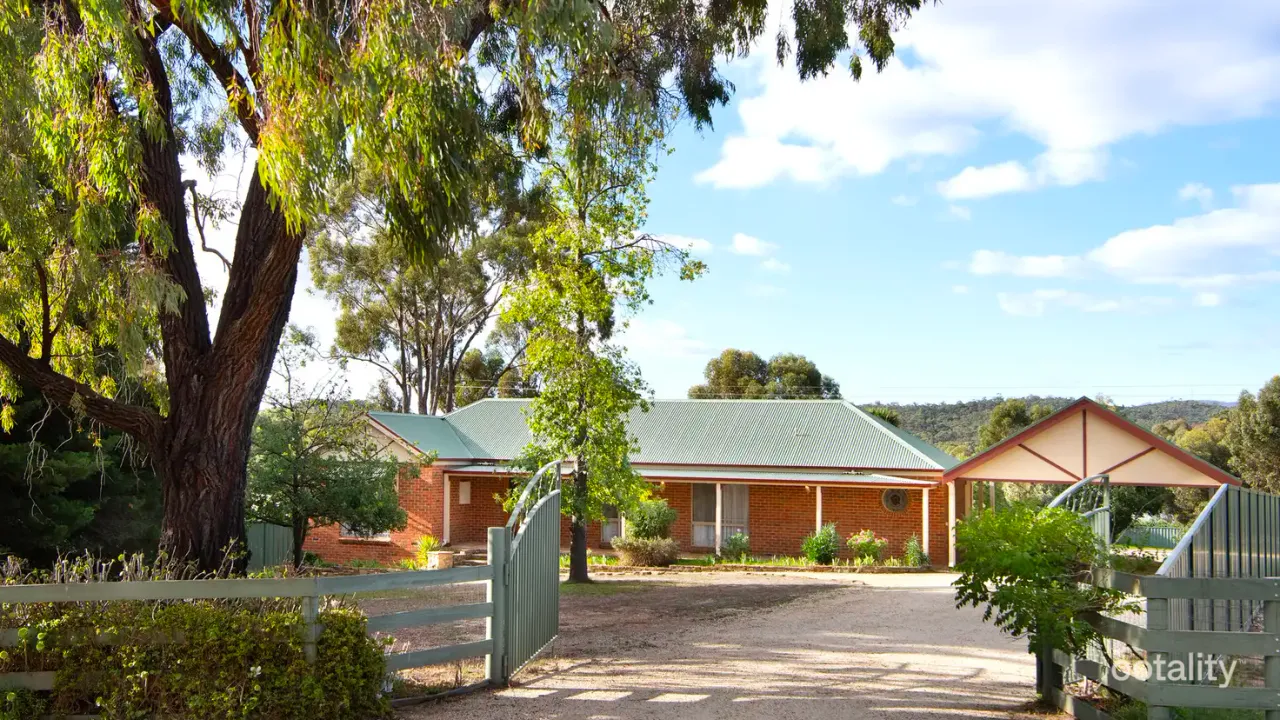 3-bedroom house at 10 Henry Street, Chewton, VIC 3451, Mount Alexander, Victoria