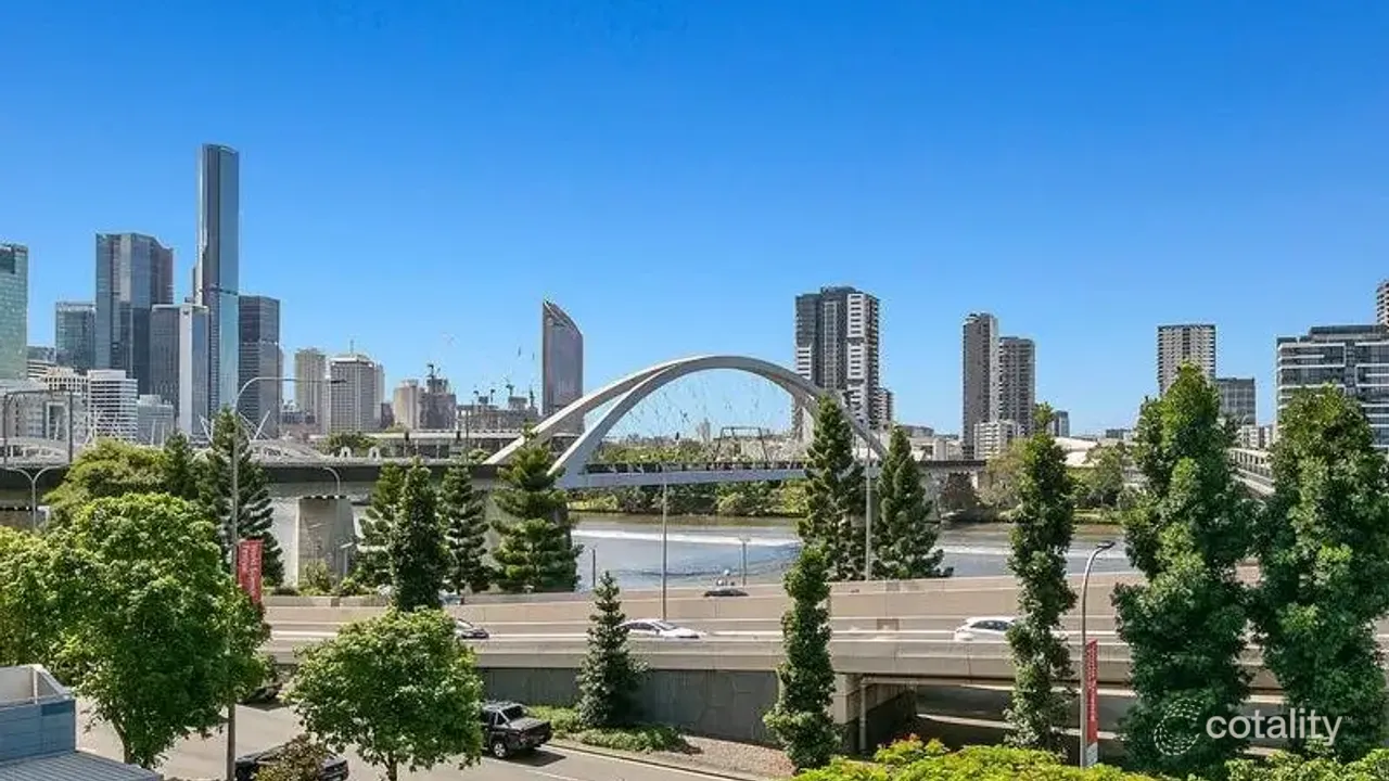 2-bedroom unit at 1706/100 Quay Street, Brisbane City, QLD 4000, Brisbane, Queensland