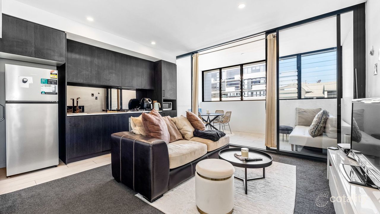 1-bedroom unit at 504/697-701 Pittwater Road, Dee Why, NSW 2099, Northern Beaches, New South Wales