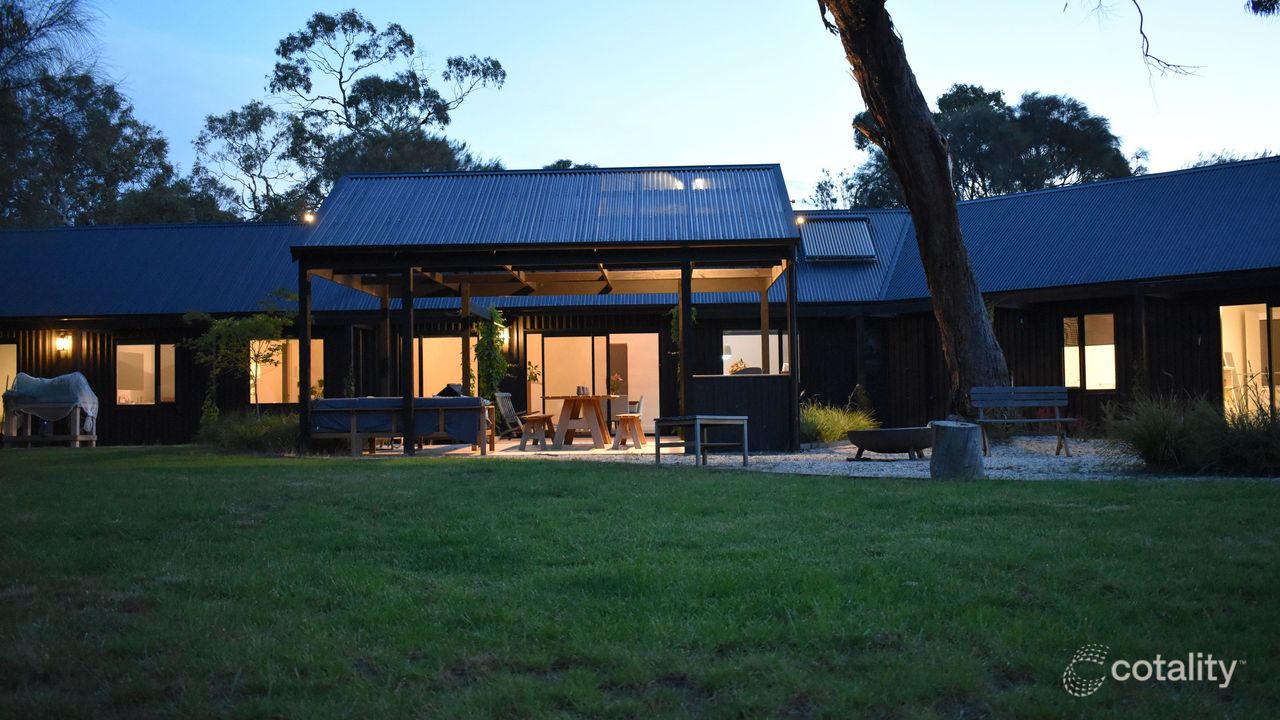 4-bedroom unit at 52-54 Yellow Gum Drive, Ocean Grove, VIC 3226, Greater Geelong, Victoria