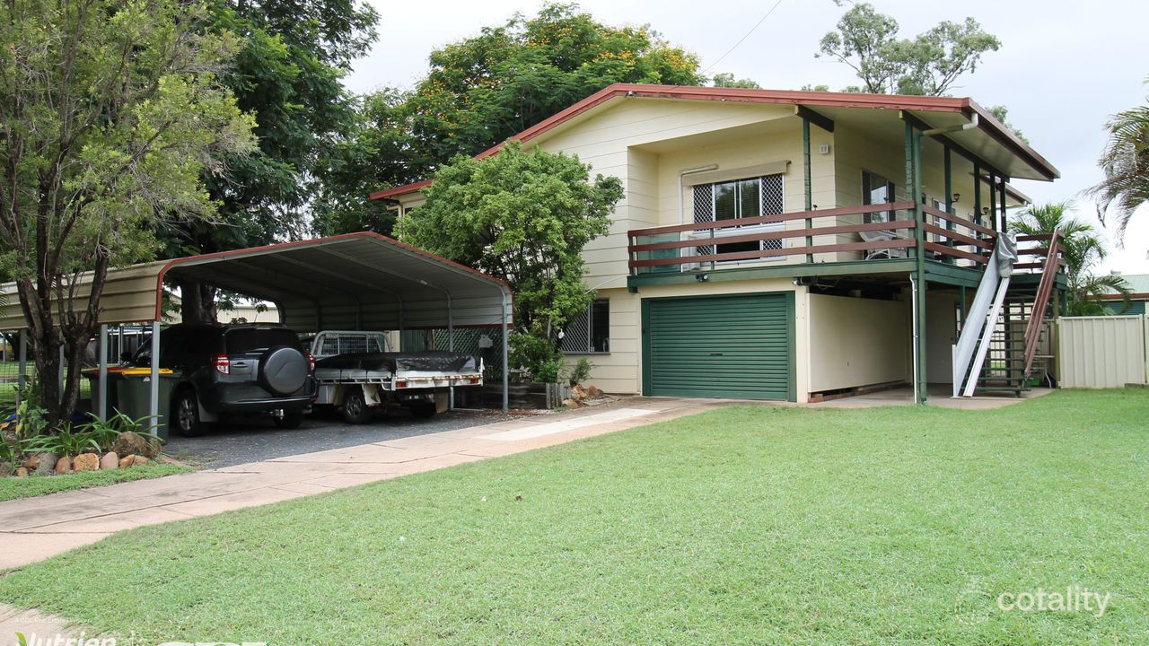 4-bedroom house at 4 Hereford Place, Emerald, QLD 4720, , Queensland
