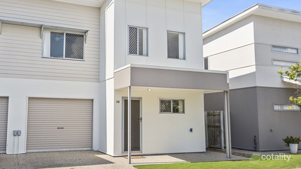 3-bedroom unit at 38/12 Singh Street, Wynnum West, QLD 4178, Brisbane, Queensland