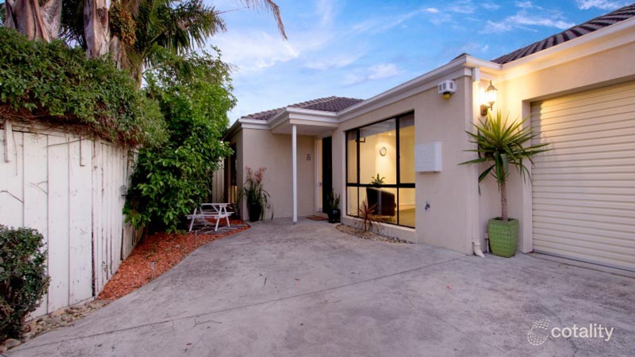 3-bedroom unit at 32B Scotch Parade, Bonbeach, VIC 3196, Kingston Council, Victoria