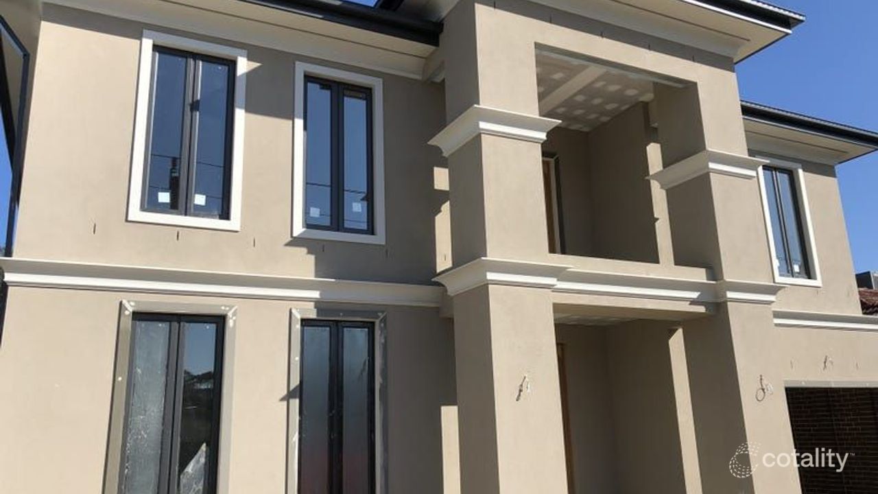5-bedroom house at 5B Amesbury Court, Mount Waverley, VIC 3149, Monash Council, Victoria