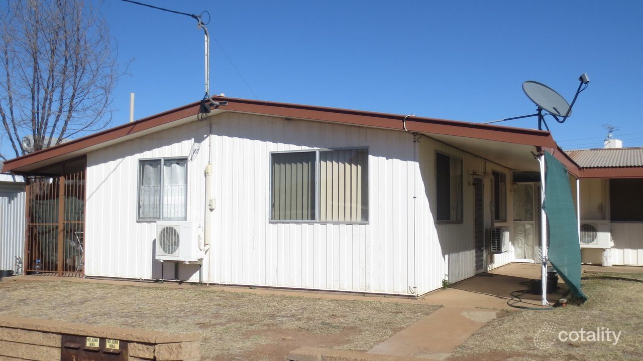 6-bedroom house at 3 Stanley Street, Mornington, QLD 4825, Mount Isa Council, Queensland