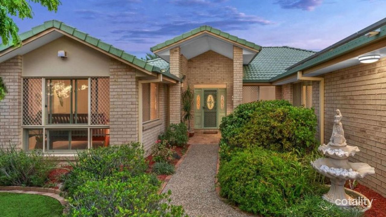 14 Holborn Crescent, Carindale, QLD 4152, Carindale, Queensland 4152 ...