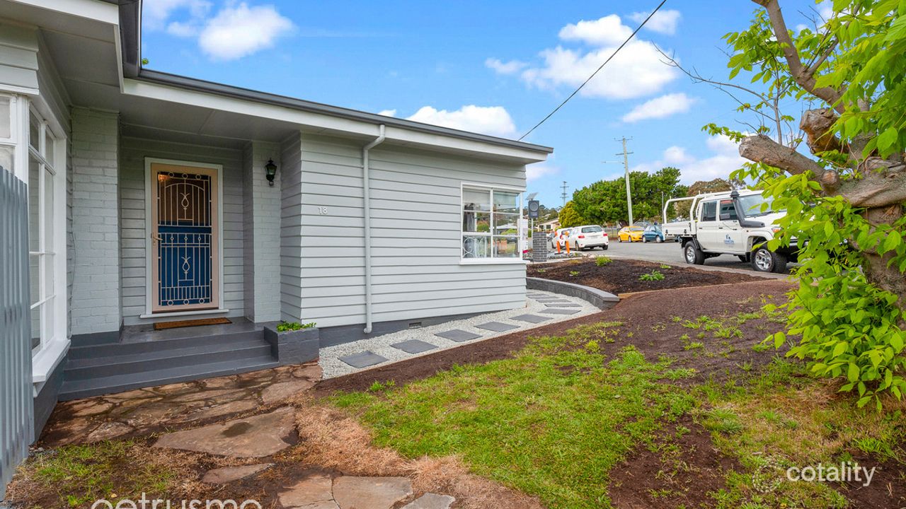 4-bedroom house at 18 Ballawinnie Road, Lindisfarne, TAS 7015, Clarence Council, Tasmania