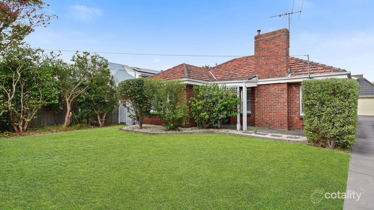 3-bedroom house at 1/8 George Street, Ashwood, VIC 3147, Monash, Victoria