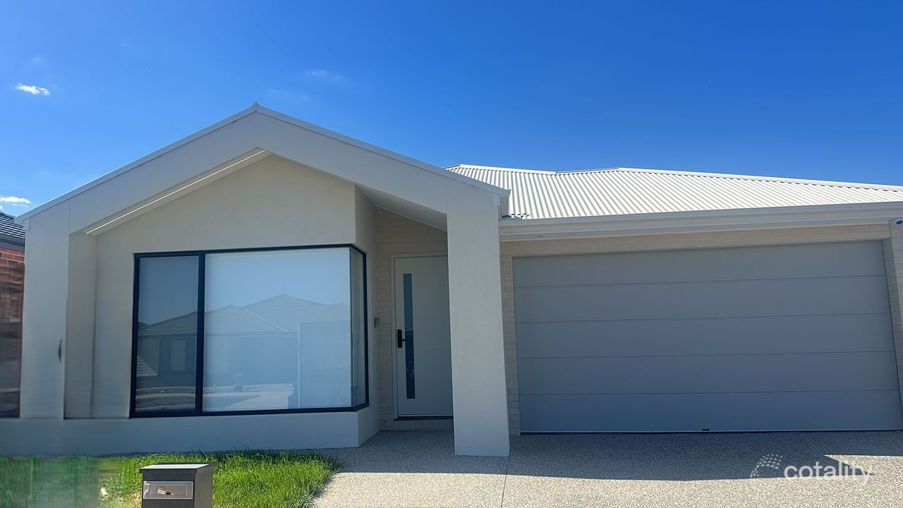 4-bedroom house at 13 Shirley Street, Sunbury, VIC 3429, Hume, Victoria