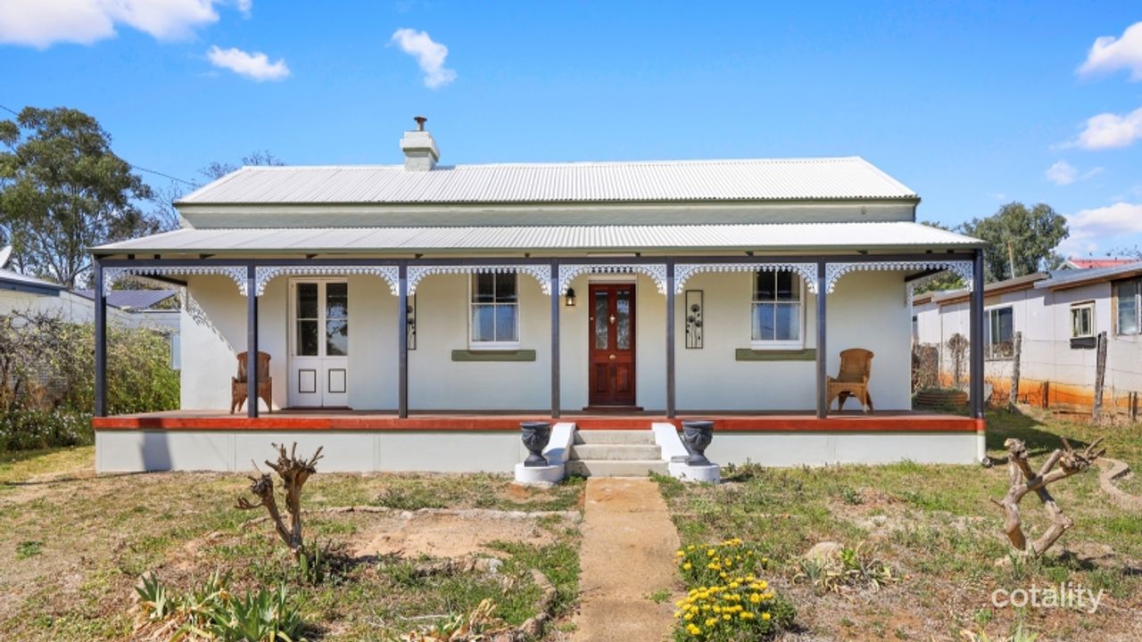 2-bedroom house at 7 Railway Parade, Manilla, NSW 2346, Tamworth Council, New South Wales