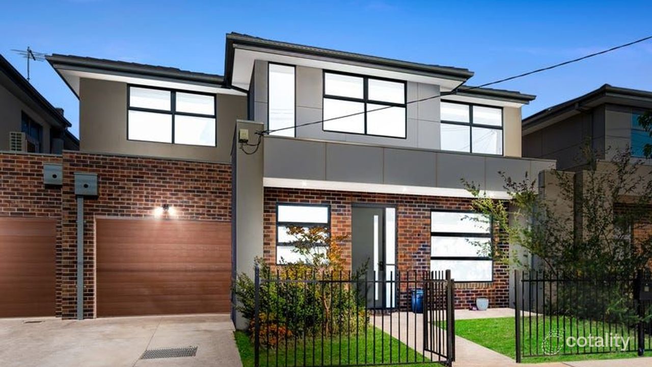 3-bedroom unit at 23 Cowra Avenue, St Albans, VIC 3021, Brimbank, Victoria