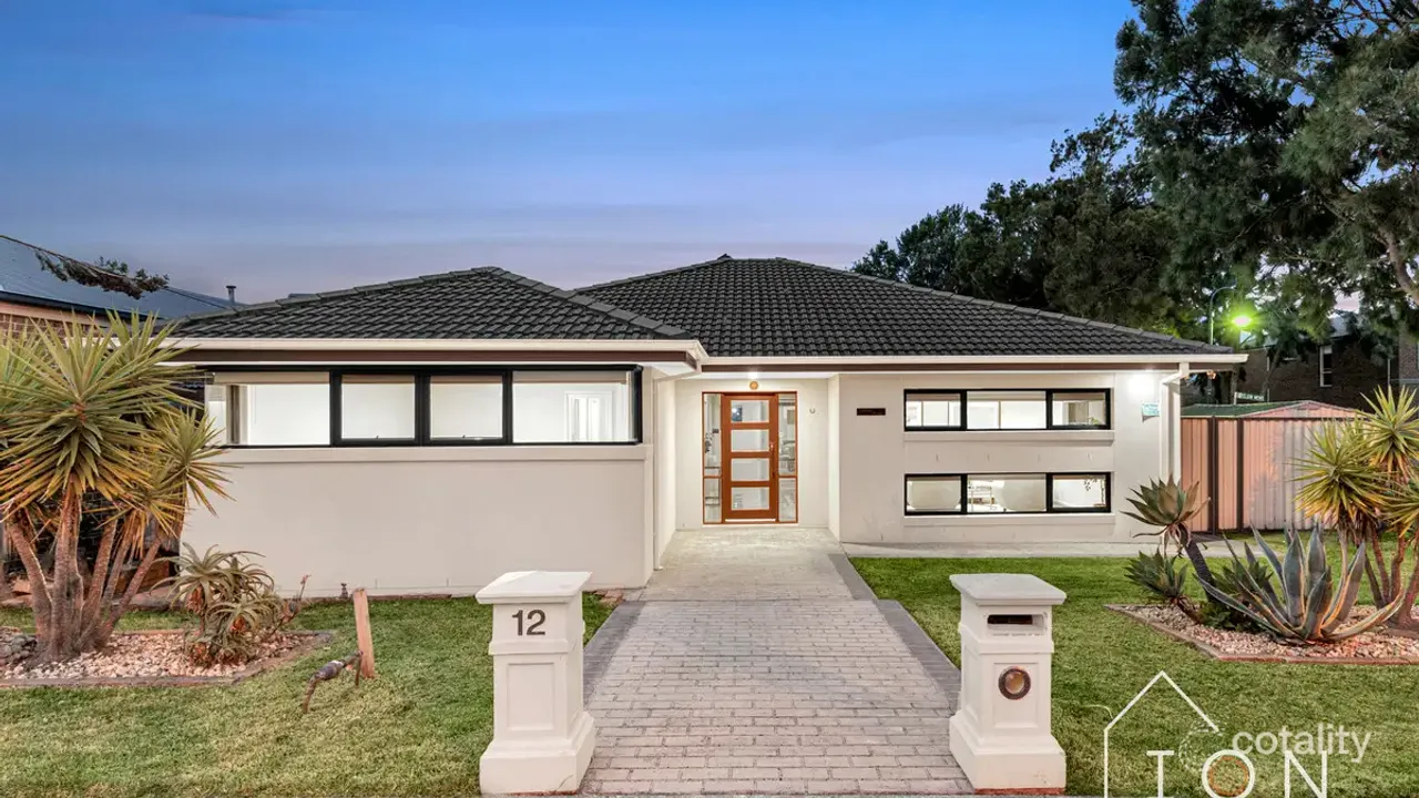 4-bedroom house at 12 Brookland Greens Boulevard, Cranbourne, VIC 3977, Casey, Victoria