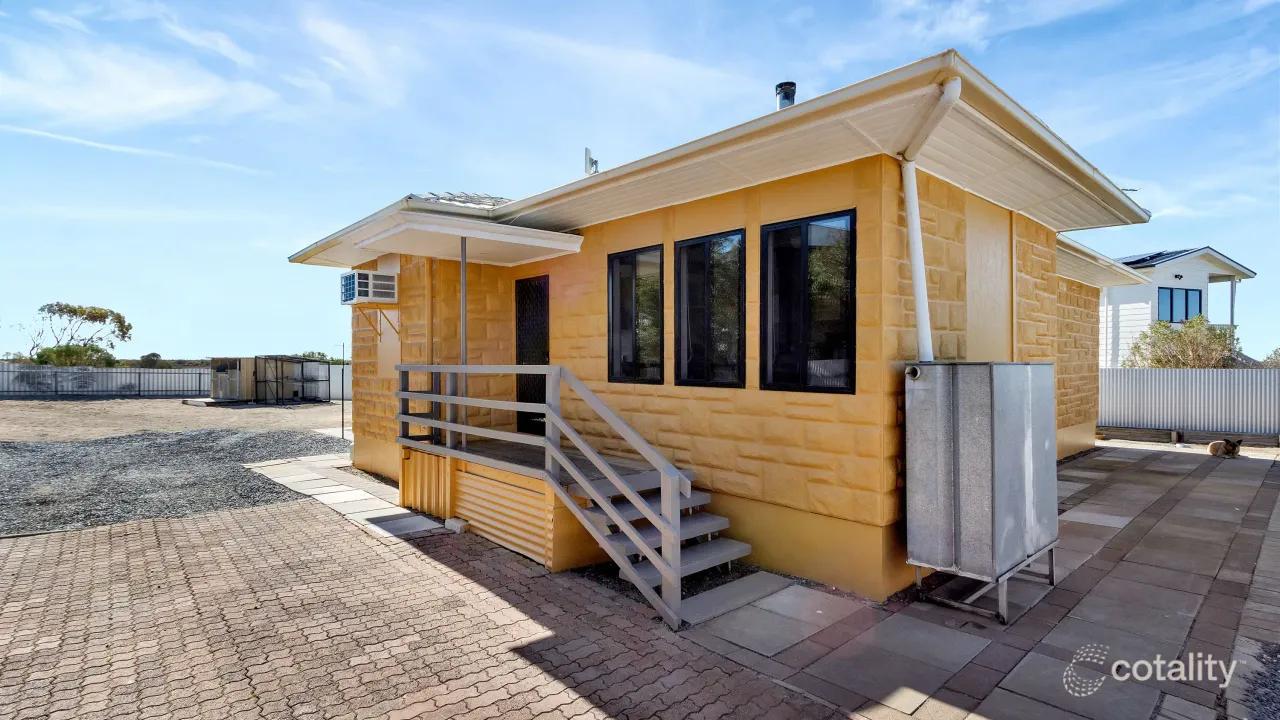 3-bedroom house at 9 Thompsons Beach Road, Thompson Beach, SA 5501, Adelaide Plains Council, South Australia