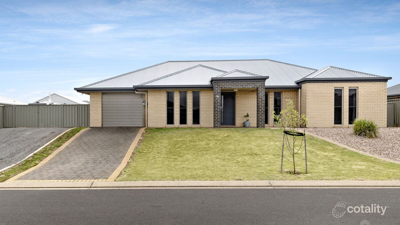 3-bedroom house at 9 Birkdale Court, Worrolong, SA 5291, Mount Gambier Council, South Australia