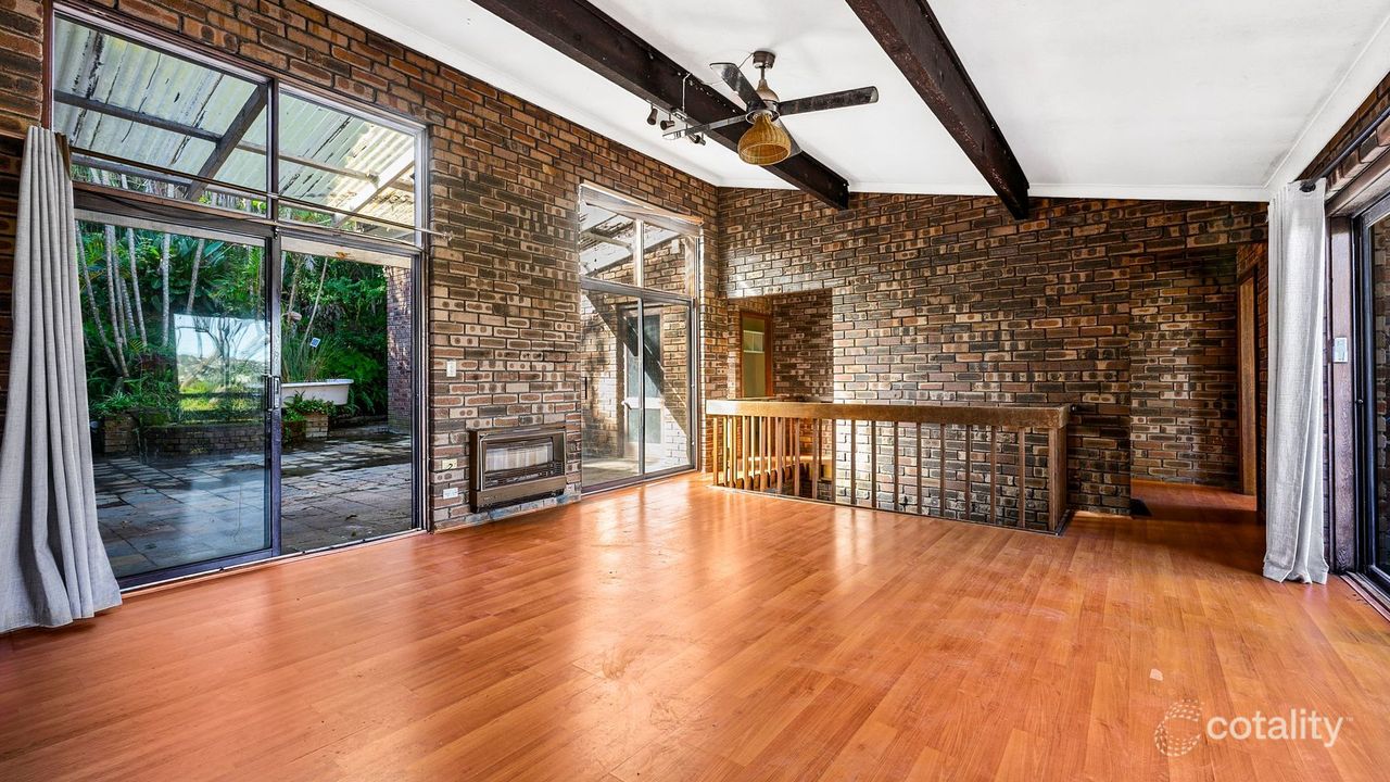 4-bedroom house at 55 Penrith Avenue, Wheeler Heights, NSW 2097, Northern Beaches, New South Wales