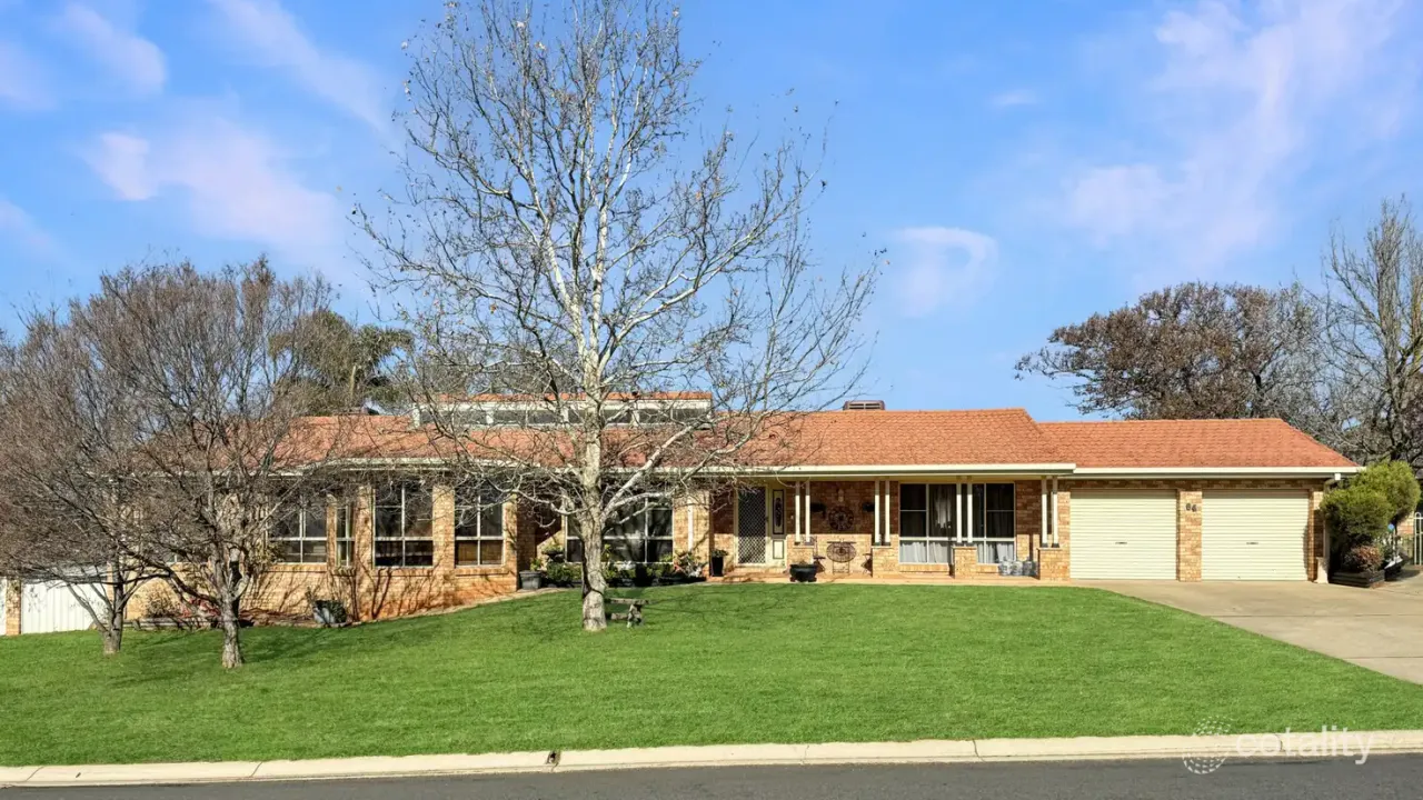 4-bedroom house at 64 Back Creek Road, Young, NSW 2594, Hilltops, New South Wales